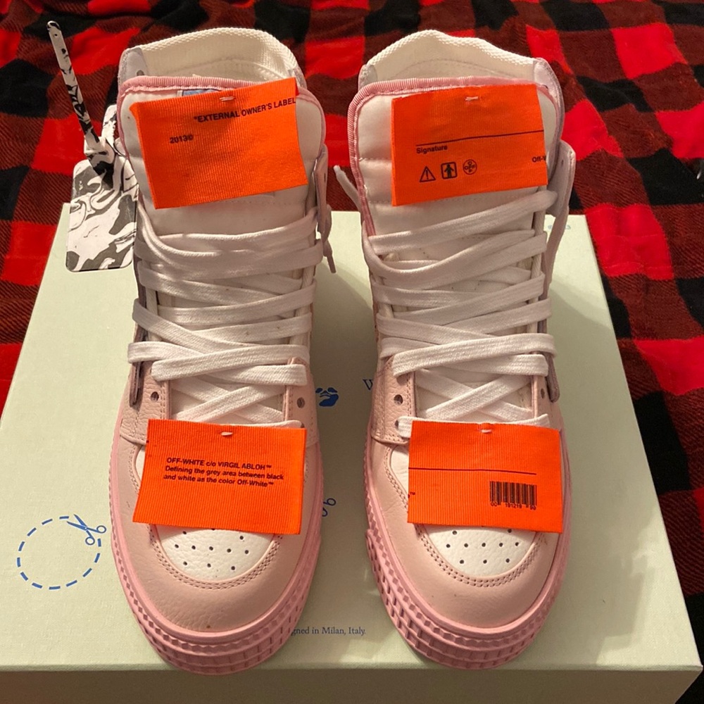 Off white Virgil abloh